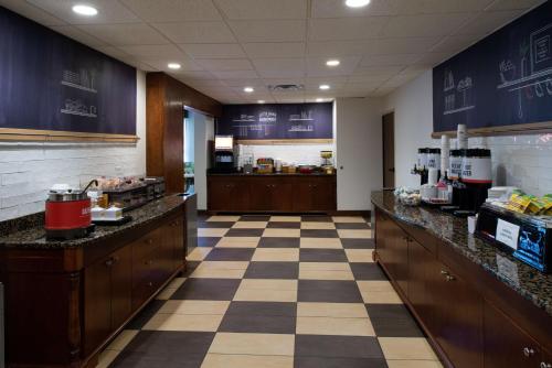 a fast food restaurant with a checkered floor at Hampton Inn Wytheville in Wytheville