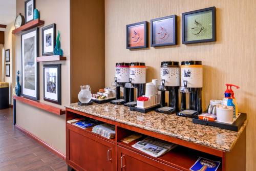 Kemudahan buat kopi dan teh di Hampton Inn York