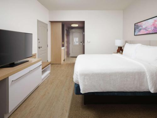 TV o dispositivi per l'intrattenimento presso Hilton Garden Inn Atlanta NW/Kennesaw-Town Center