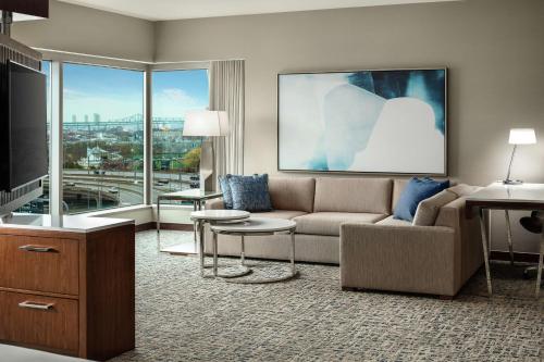 Hilton Boston Logan Airport Image