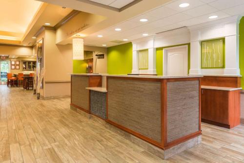 Fuajee või vastuvõtt majutusasutuses Hilton Garden Inn Charlottesville