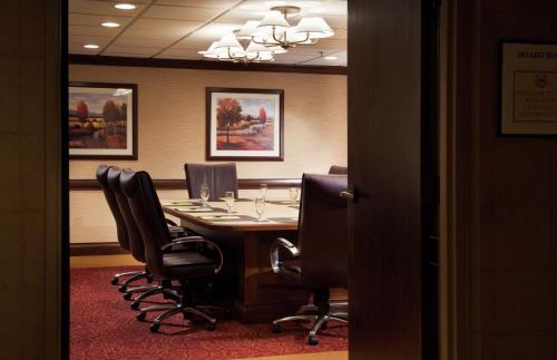Φωτογραφία από το άλμπουμ του DoubleTree by Hilton Cincinnati Airport σε Hebron