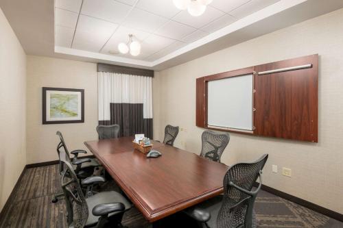 Konferenční prostory v ubytování Hilton Garden Inn Silver Spring White Oak