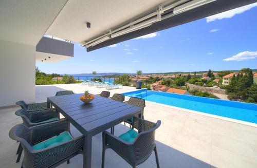 Unique Apartment with private pool