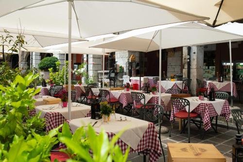 Restoran atau tempat lain untuk makan di Alessi Hotel Trattoria