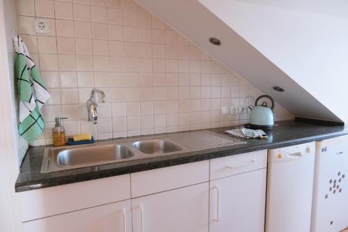 Retro Loft at OldTown : 2BR w/best views & close to all