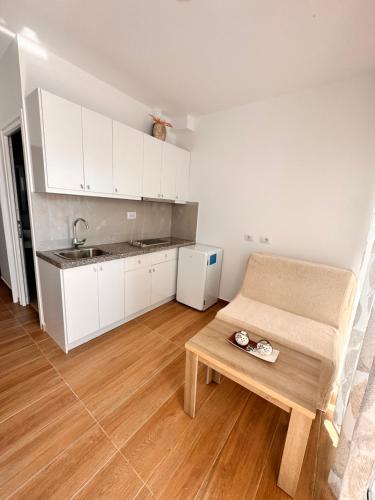 Gallery image of Vila SUN 2E in Ksamil