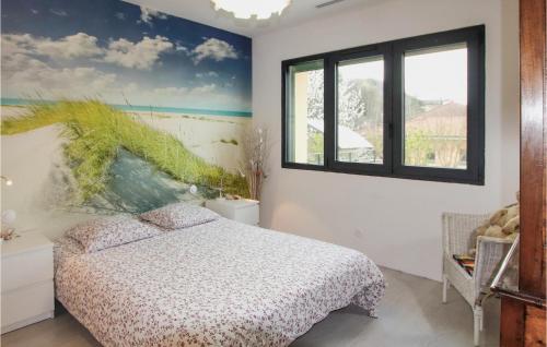 1 dormitorio con 1 cama y una pintura en la pared en Nice Home In St Marcellin With House A Panoramic View, 