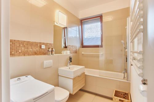 Koupelna v ubytování Penthouse C52 - Golden Tulip