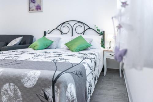 New Studio Apartment Teba