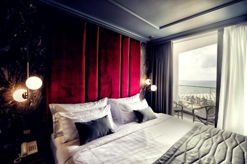 Postel nebo postele na pokoji v ubytování Luxury Premium Finese