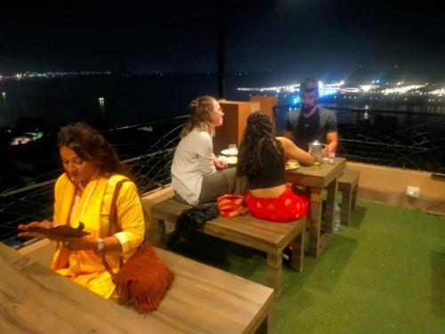 Гости Backpackers Park Varanasi