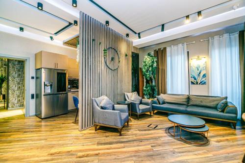 Sahil Baku apart hotel for family 4 bedroom tesisinde bir oturma alanı