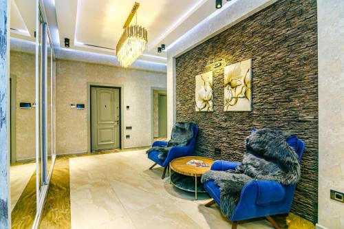 Ruang duduk di Sahil Baku apart hotel for family 4 bedroom