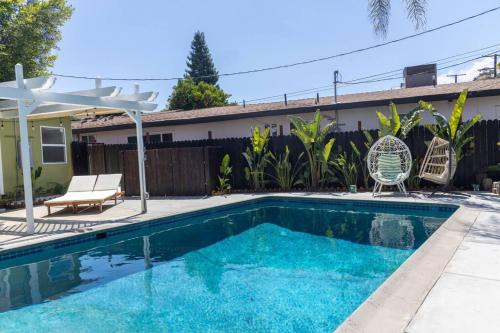 Villa La Verde - Newly Designed 4BR Villa with Pool & Guesthouse by Topanga photo 43
