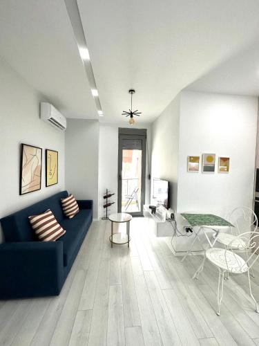 Lake Escape - Home 1