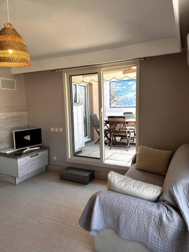 2P - terrasse - parking - plage