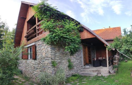 Afbeelding uit fotogalerij van Pace in Kuvaszó-Casă la cheie in Filia