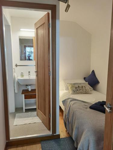 Una cama o camas en una habitación de Soupiets