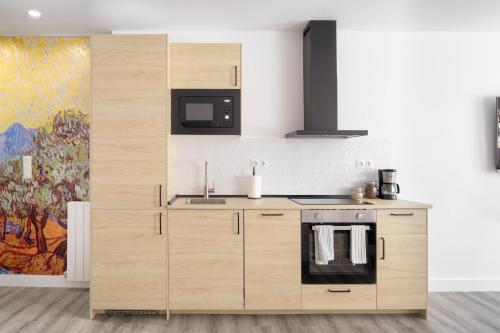1893 apartment 180 m. from the Old Town, A/C
