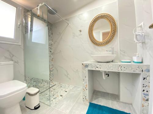Koupelna v ubytování Areti Rooms Hotel