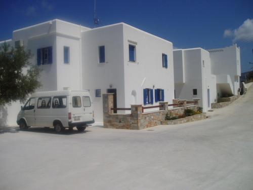 Gallery image of Rita's Place Hotel in Ios Chora
