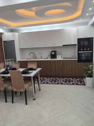 Apartment in the Center of Athens