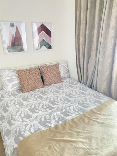 Chambre privée avec petit salon extérieur