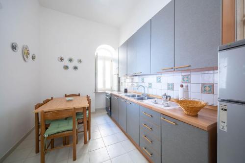 Cucina o angolo cottura di Villa Cavalluccio Marino