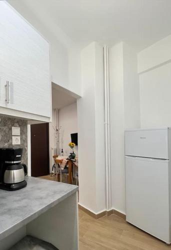 Cozy Athens Hideaway