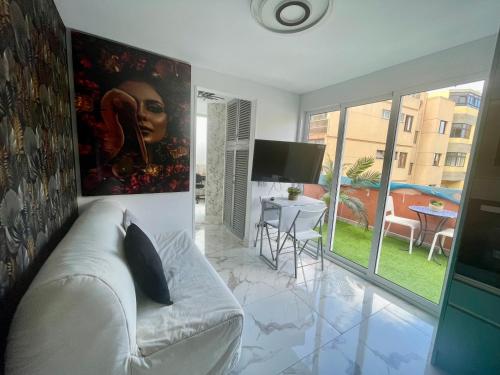 New Attic with Terrace and Air Conditioning at Las Canteras Beach Parking Optional