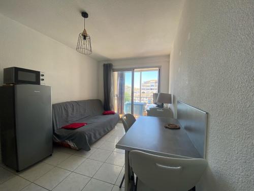 Appartement Sète, 2 pièces, 4 personnes - FR-1-338-348