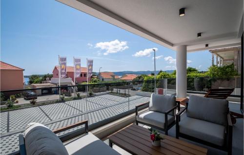 Amazing Apartment In Orebic With Wifi