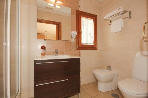 Ένα μπάνιο στο Hostal Costa Azul