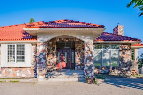 First Estate Winery – Photos 3