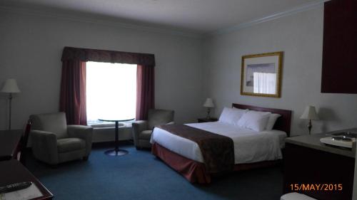 The Bridgeport Inn – Photos 5