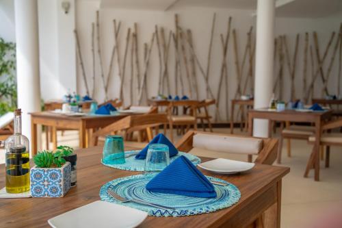 Restaurace v ubytování Imara Beach Resort