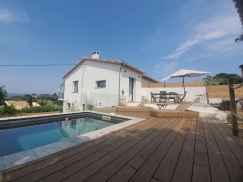 VILLA VUE MER sur la presqu'ile de GIENS