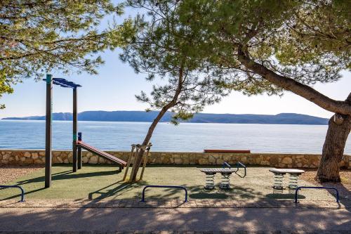 Apartment XENA Novi Vinodolski - Balcony and Sea View - first row to the sea - free wifi - free parking