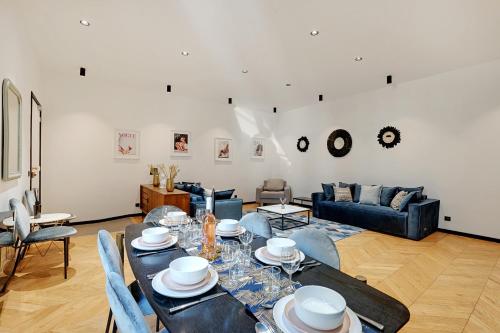 Photo de la galerie de l'établissement Luxurious apartment - 2BR-8P -Champs Elysées, à Paris