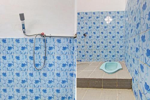 Ванная комната в SPOT ON 92763 Hotel Melati Sukoasih