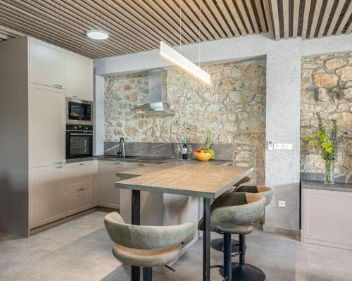 Ảnh trong thư viện ảnh của Heritage Villa Velebit Soul ở Francikovac