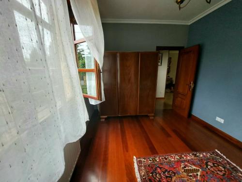 Foto dalla galleria di Casa Chalet, Villa Elisa a Gijón