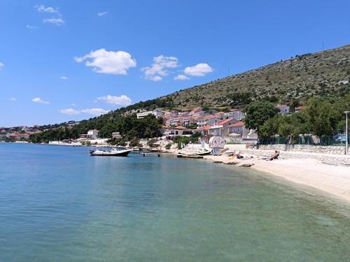 Apartman Čarija 2
