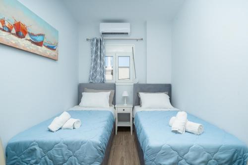 Artemis Bay Apartments near sea and airport
