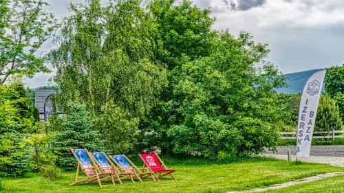 Taman di luar Izerska Baza - basen, ebike, narty, sauna, jacuzzi, las blisko Świeradów Zdrój - 5D Apartamenty