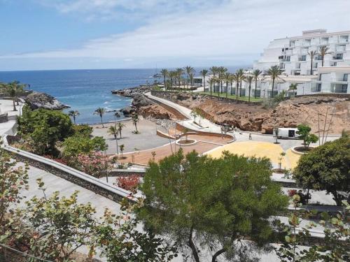 Nice 2 bedrooms apartment with ocean view