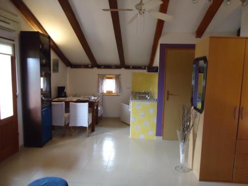 Studio Apartment Nera