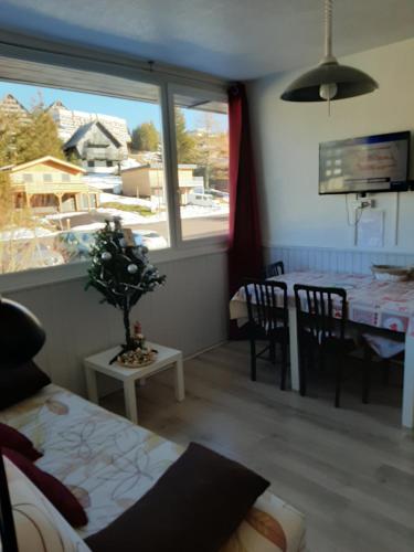 Photo de la galerie de l'établissement BEL APPARTEMENT SUPER BESSE, à Besse-et-Saint-Anastaise