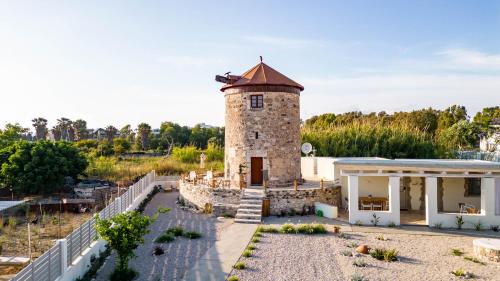 Traditional Windmill - 50m from the Sea